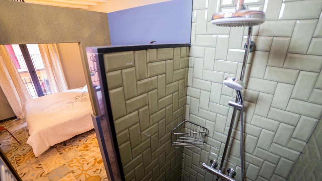 Groc Rooms Ла-Сеу-д'Уржель Екстер'єр фото